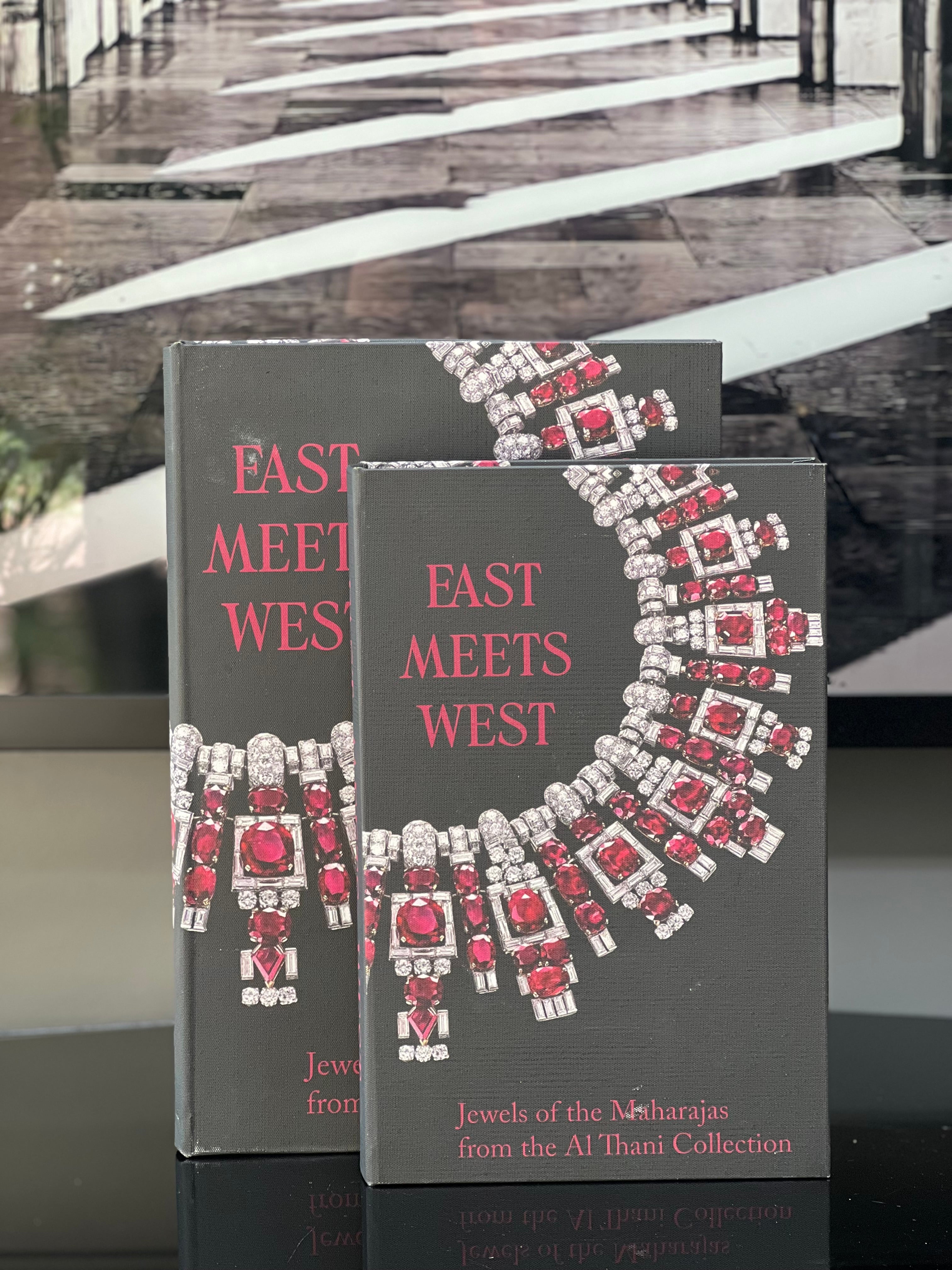 Kitap Kutu  East Meet West 2 li