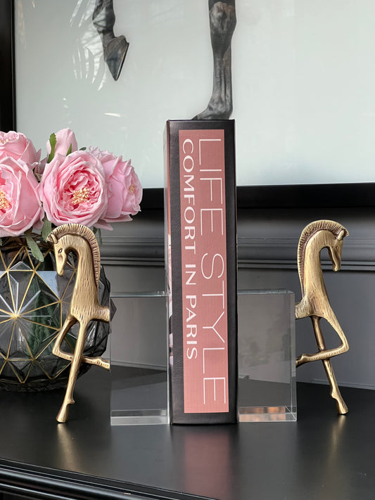 Kristal Kaideli Atlı Kitap Tutacağı Eskitme